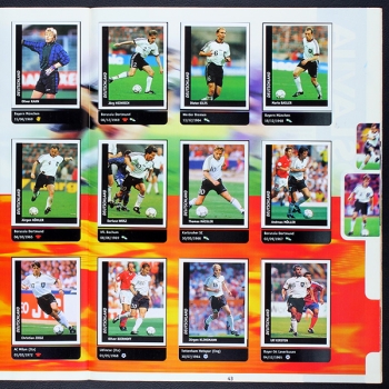 France 98 DS Sticker Album teilgefüllt -60