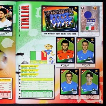 Euro 2004 Panini Sticker Album komplett