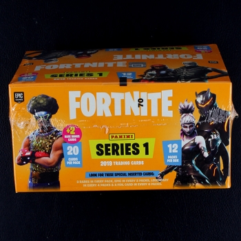 Fortnite Series 1 Panini Box mit 12 Fat Packs