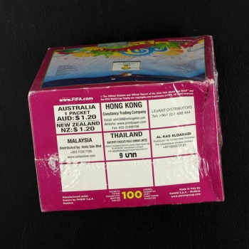 Brasil 2014 Panini Sticker Box - pink Version