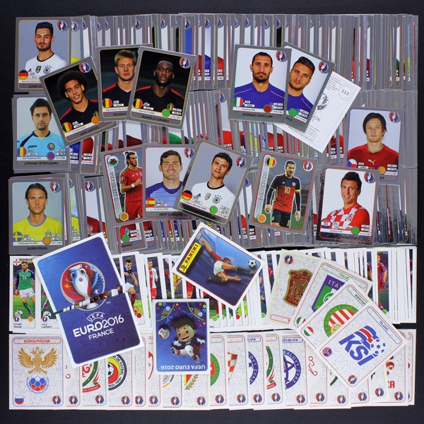 Euro 2016 Panini 4Euro 2016 Panini 470 Sticker - Star Edition Version70 Sticker - Swiss Platinum Version