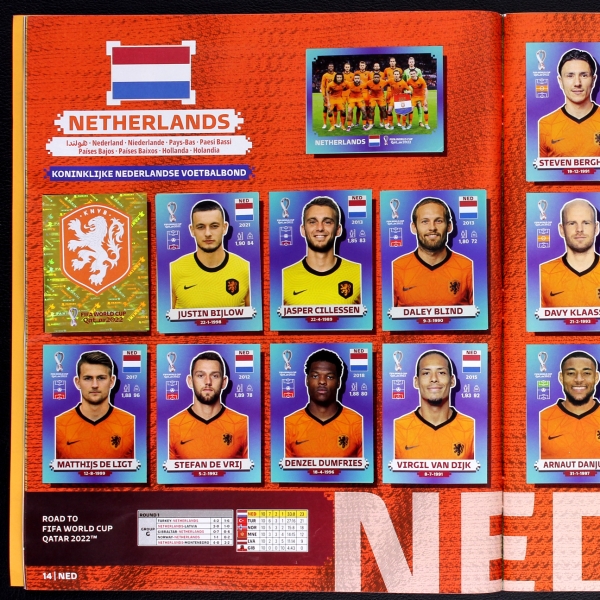 Qatar 2022 Panini Sticker Album komplett