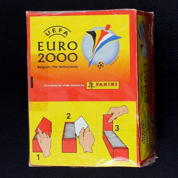 Euro 2000 Panini Box mit 100 Sticker Tüten