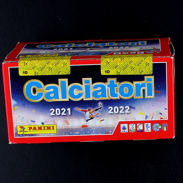 Calciatori 2021 Panini Box mit 100 Sticker Tüten - Omaggio