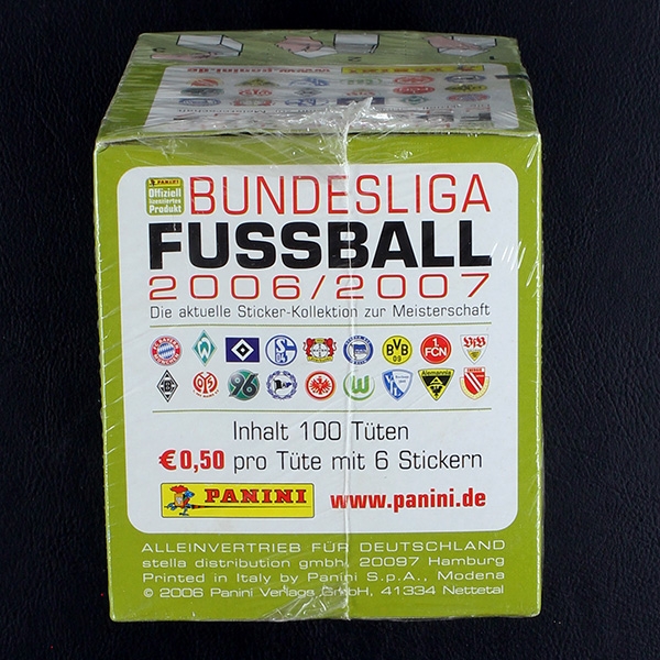 Fußball 2006 Panini Box mit 100 Sticker Tüten