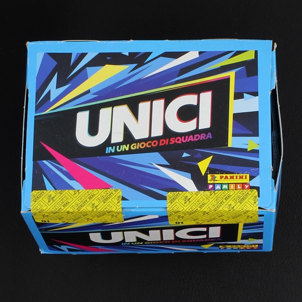 Unici Panini Box mit 170 Sticker Tüten